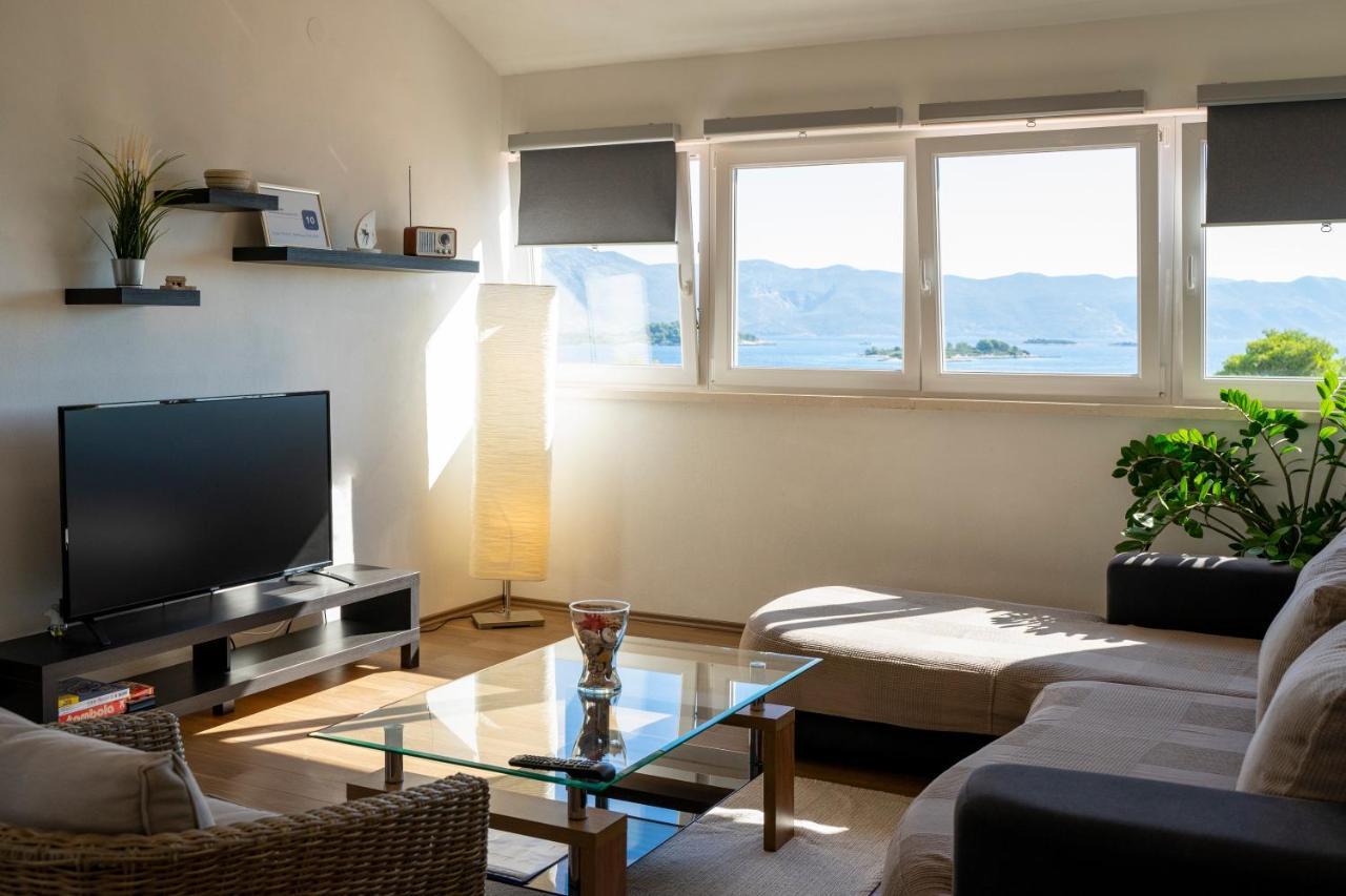 Апартаменты House Fidulic - Penthouse The View Лумбарда Экстерьер фото